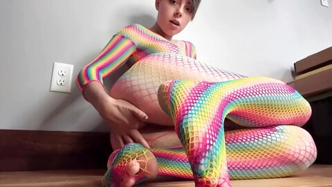 Rainbow fishnet fingering